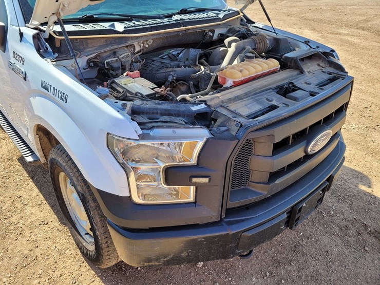 2017-ford-f150-image-17