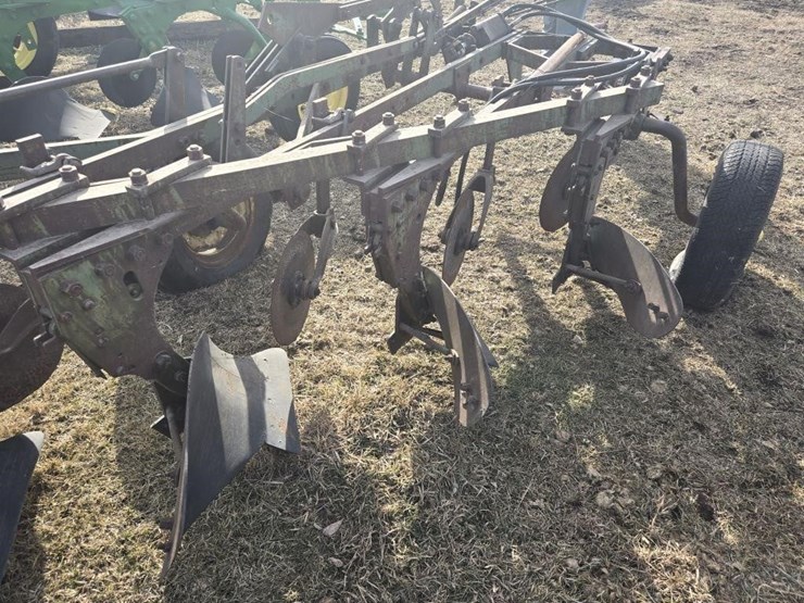 john-deere-5-image-9