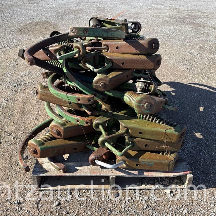 JD SPRING LOADED SHANKS FOR RIPPER OR