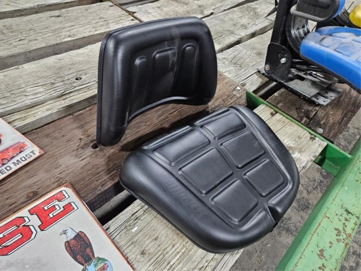#364-•-new-black-seat-image-5