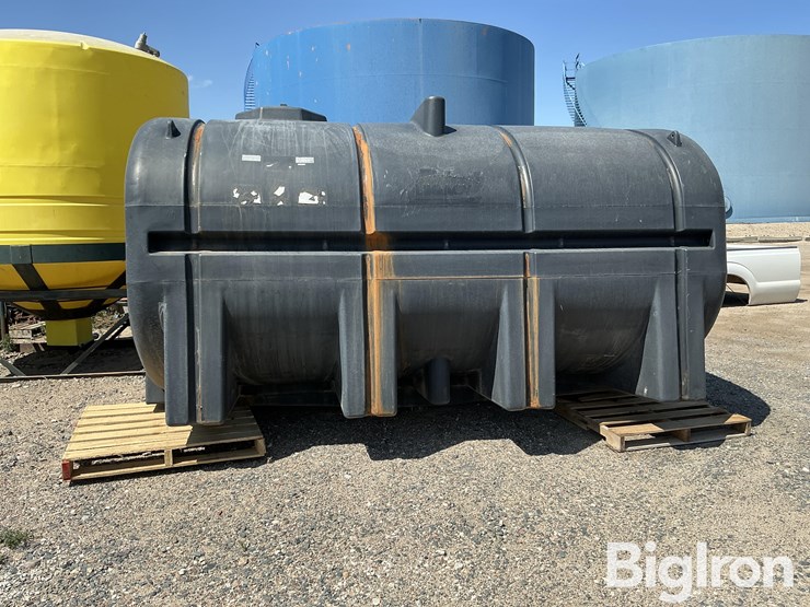3200-gallon-fertilizer-tank-image-4