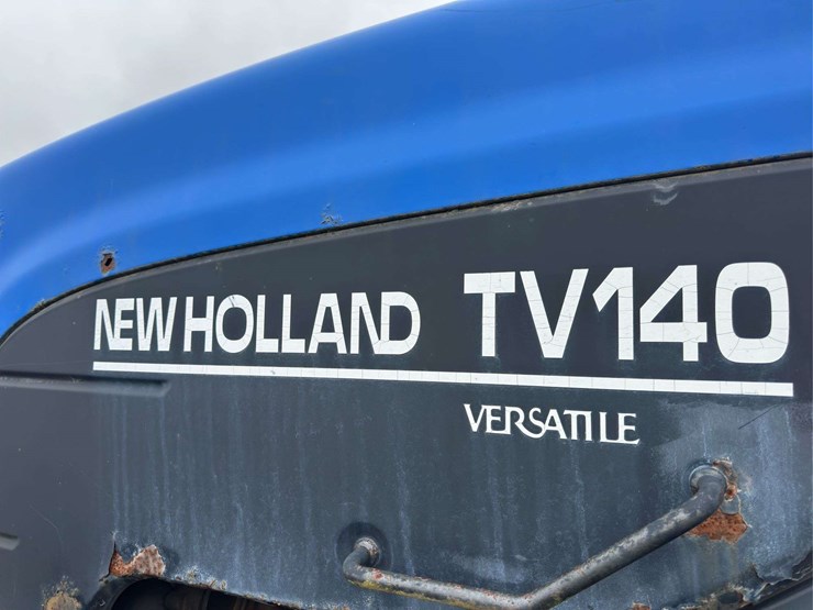new-holland-tv140-image-18