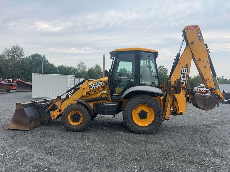 2015-jcb-3cx-image-6