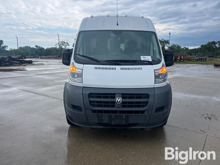 2015-ram-promaster-3500-image-2