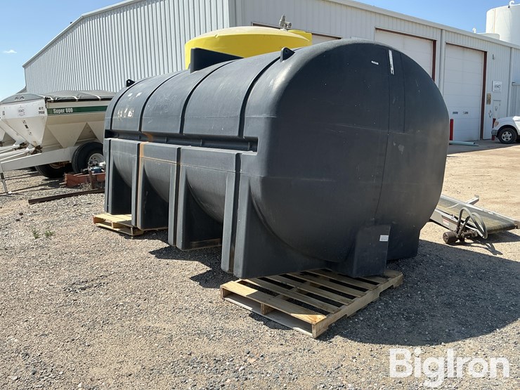 3200-gallon-fertilizer-tank-image-3
