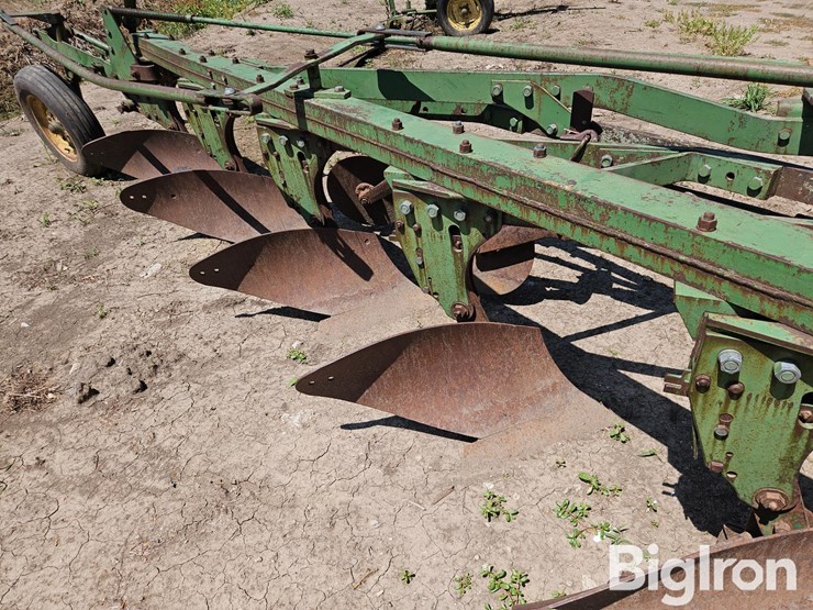 john-deere-5-image-11