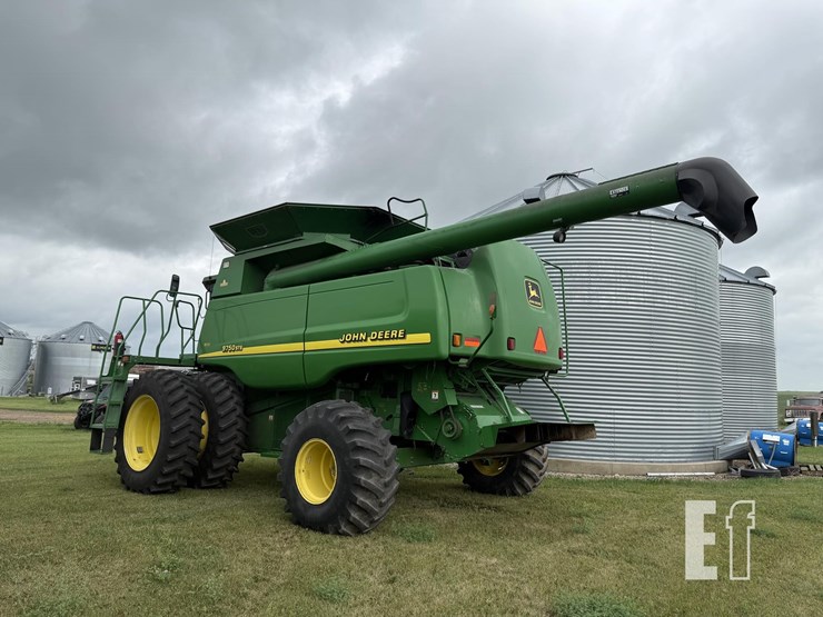 2001-john-deere-9750-image-3