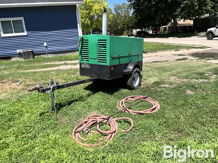 john-deere-2-image-1