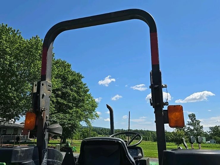 2005-john-deere-5320-image-17
