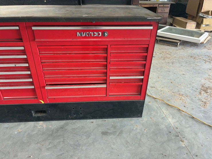 toolbox-w/-call-cabinets-image-4