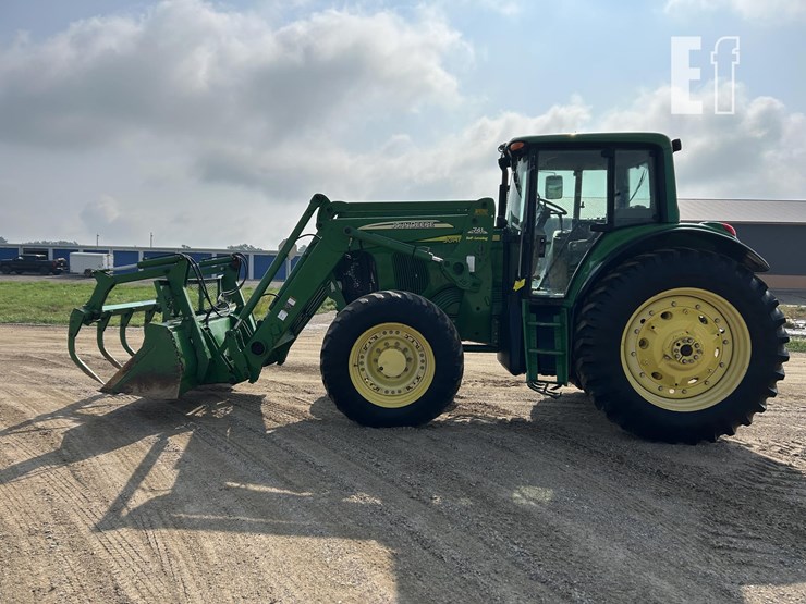 2005-john-deere-7520-image-10