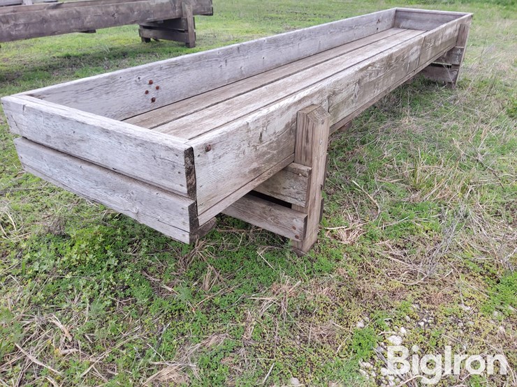 wood-feed-bunks-image-1
