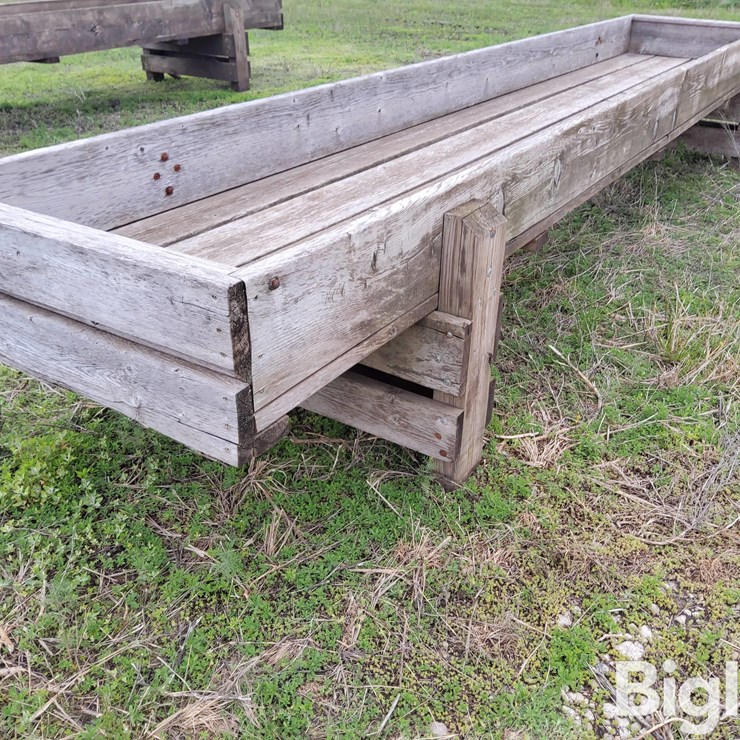 Wood Feed Bunks