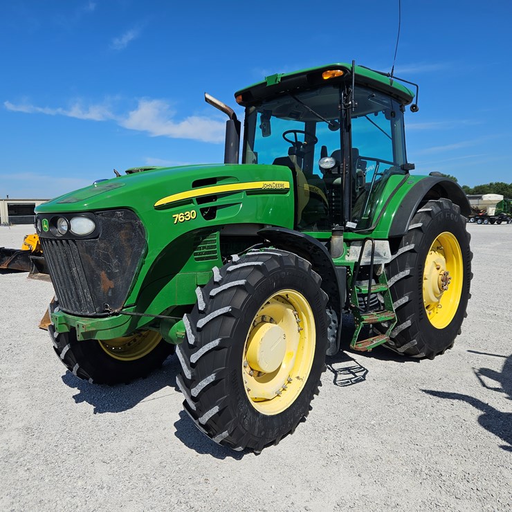 2009 JOHN DEERE 7630
