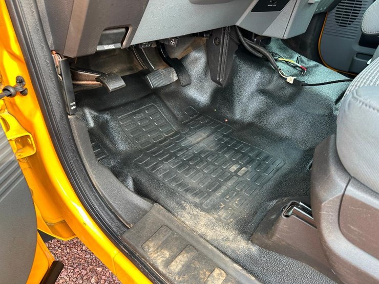 2012-ford-f450-image-65