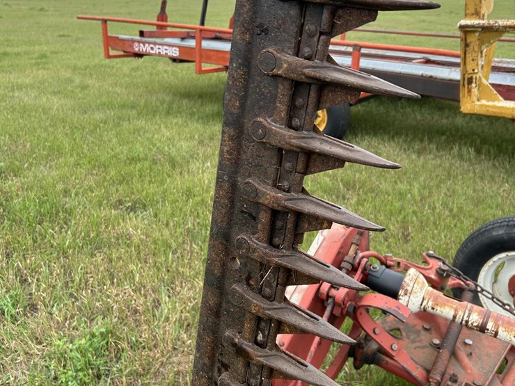 case-ih-1300-image-17