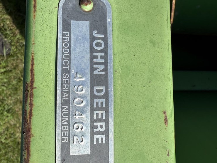 john-deere-212-image-2