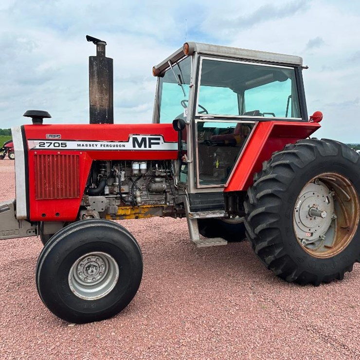 1980 MASSEY-FERGUSON 2705