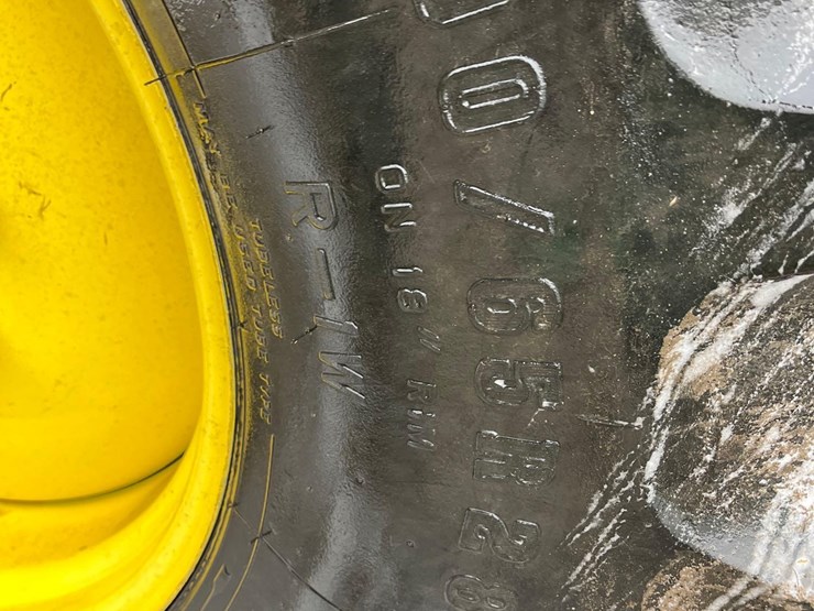 2011-john-deere-9770-sts-image-39