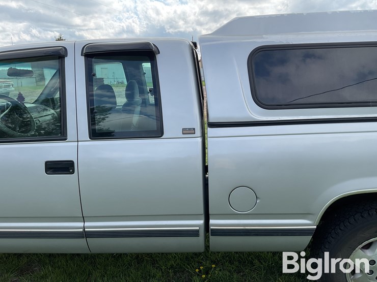 1995-chevrolet-silverado-1500-image-14