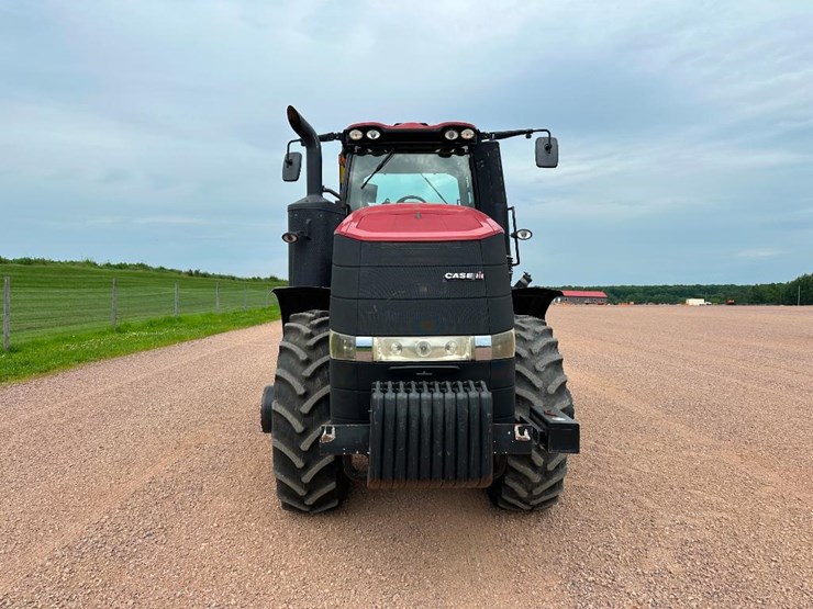 2017-case-ih-magnum-250-image-2