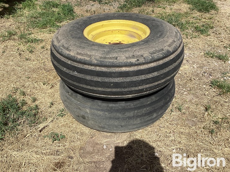 john-deere-16-image-4