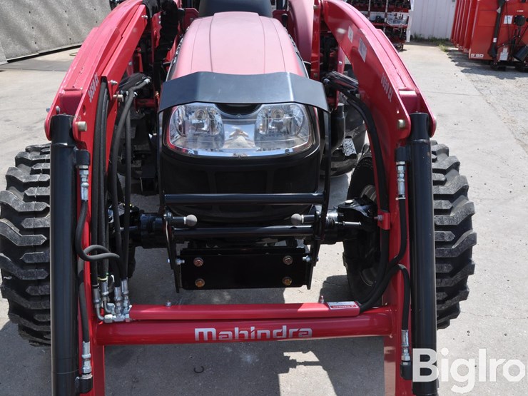 2019-mahindra-3650-hst-image-12