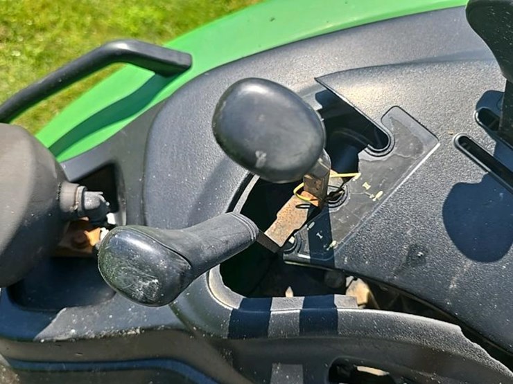 2005-john-deere-5320-image-55