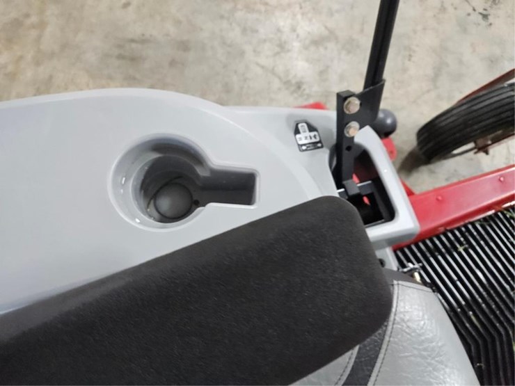 #378-•-exmark-zero-turn-mower-image-21