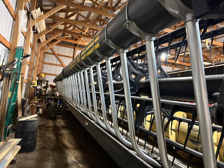 claas-maxflex-1200-image-11