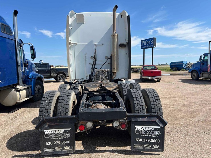 2005-peterbilt-387-image-7