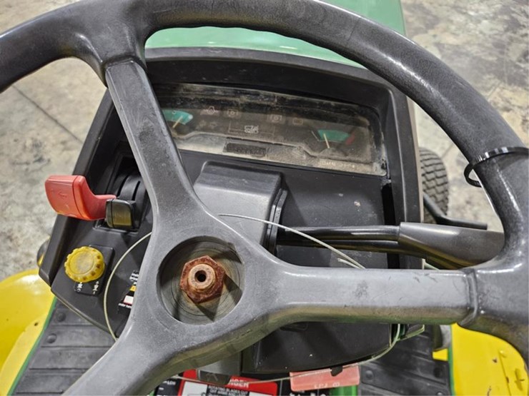 john-deere-425-image-29