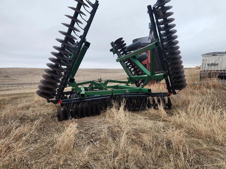 john-deere-32ft-disc-236-image-1