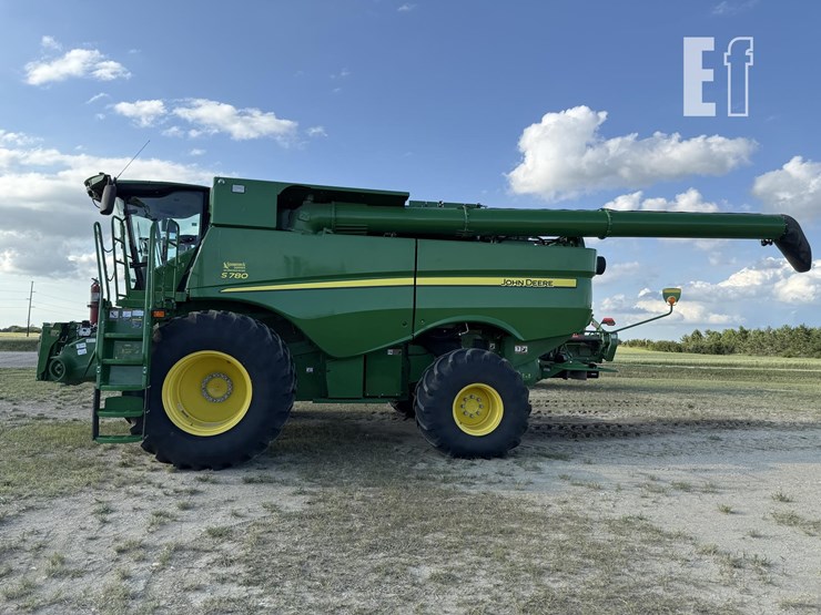 2021-john-deere-s780-image-4