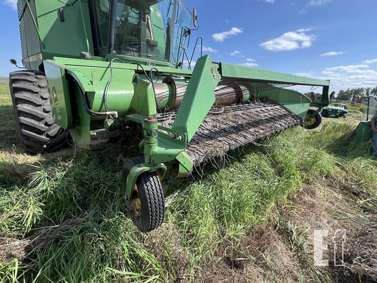 john-deere-212-image-3