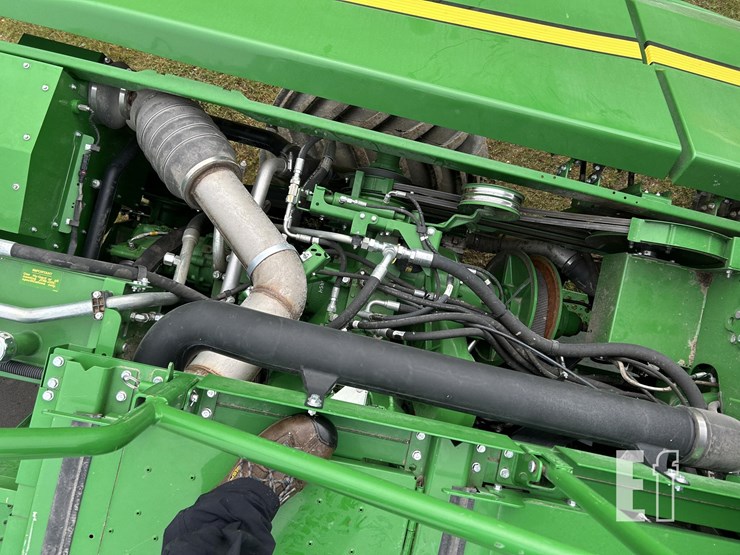 2019-john-deere-s780-image-93