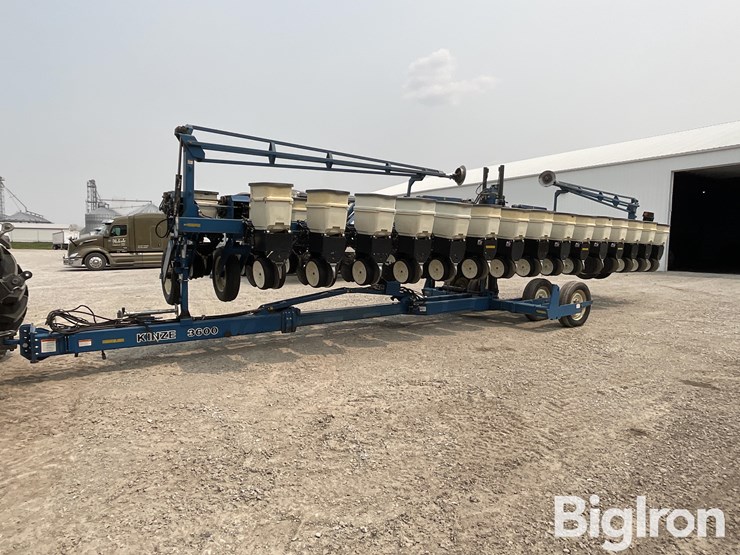 kinze-3600-image-1