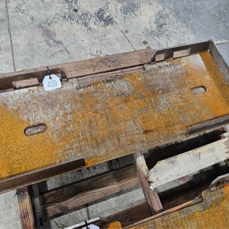 #409 • New Kit Skid Steer Face Plate