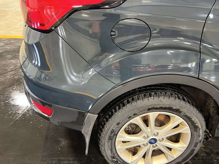 2019-ford-escape-image-32