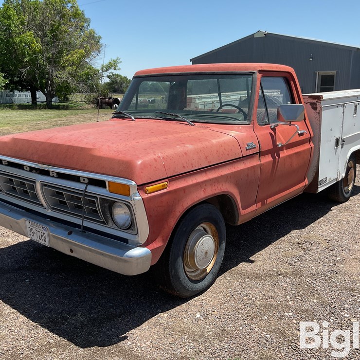 1977 FORD F250