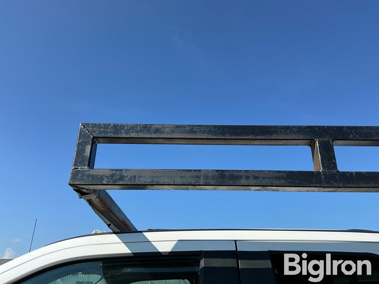 2021-ford-f350-image-12