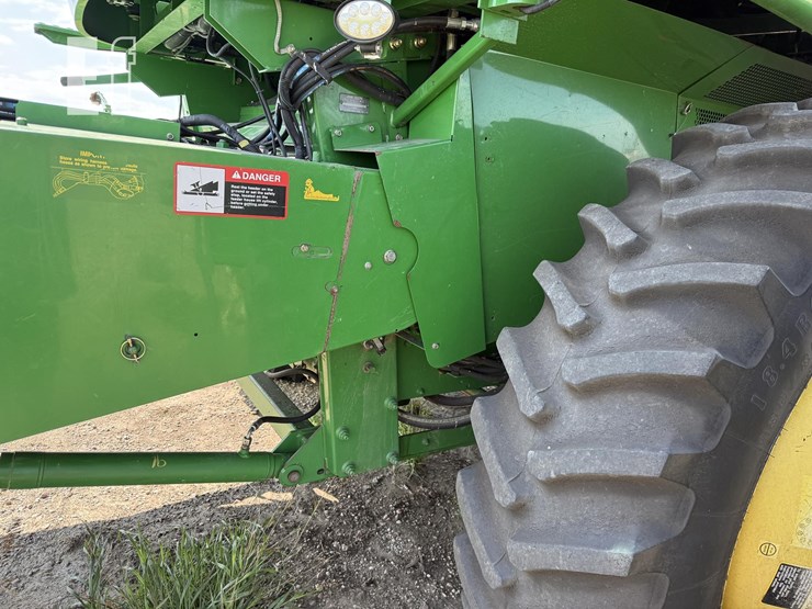 2002-john-deere-9560-sts-image-9