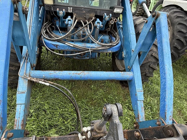 new-holland-9030-image-4