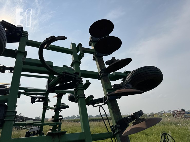 2010-summers-mfg-32ft-disk-chisel-222-image-12