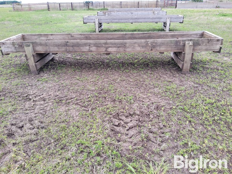 wood-feed-bunk-image-4
