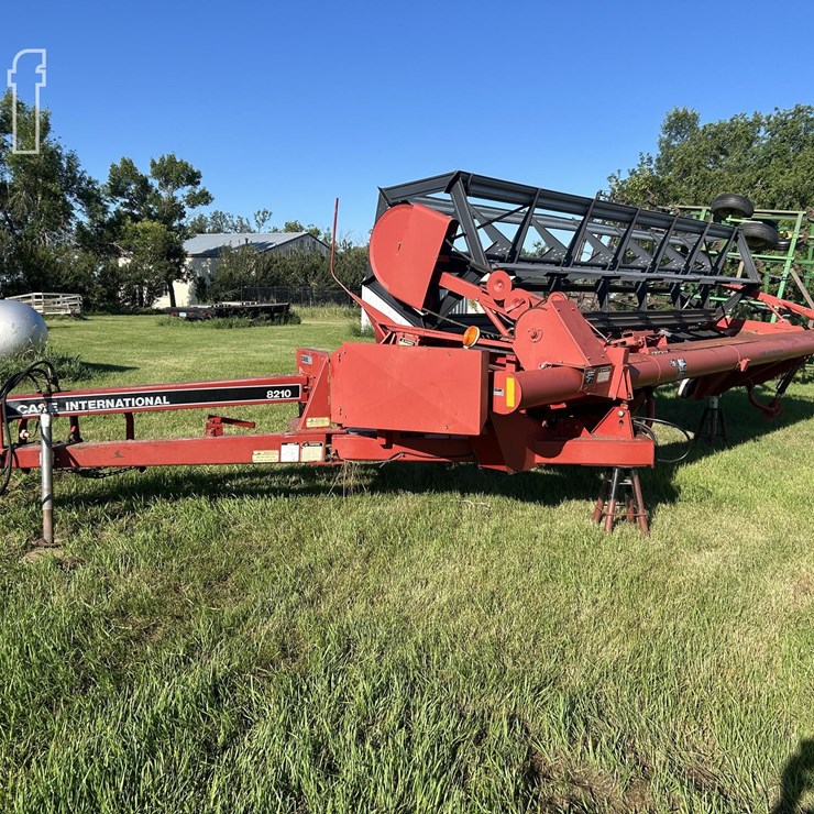 CASE IH 8210