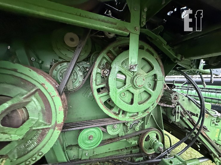 john-deere-8820-image-3