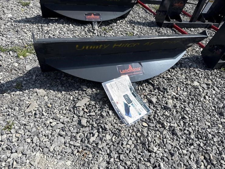 land-honor-skid-steer-trailer-mover-plate-image-1