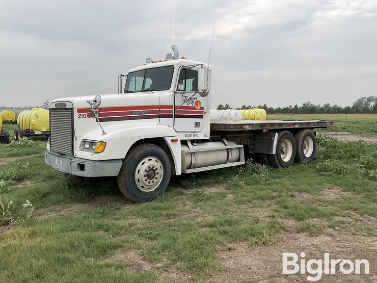 1991-freightliner-fld120-image-1