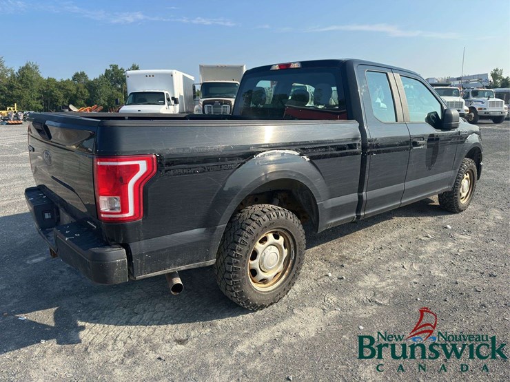 2016-ford-f150-xl-image-3